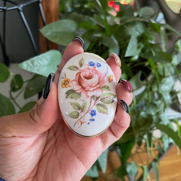 Mini Case - Picture 1 of 6